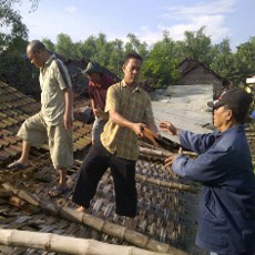 Puting Beliung Rusak Puluhan Rumah, Seorang Warga Tewas