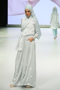 Jakarta, Indonesia - 15 Februari. Take a Bow by Ria Miranda. Explore Minangkabau Herritage. Indonesia Fashion Week 2013 at Jakarta Convention Center. 15 Februari 2013. Senayan. Jakarta. [Foto: Mohammad Abduh/Wolipop]