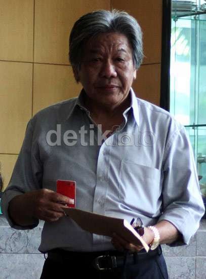 Direktur Duta Motor Terima Uang Pembelian Harrier dalam Bentuk Cek