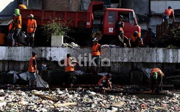 Jokowi akan Libatkan Warga Kelola Sampah