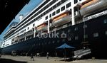 Kapal Pesiar MS Amsterdam Sandar di Makassar