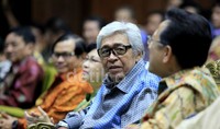 Bedah buku ini digagas oleh Forum Alumni Magister Manajemen Komunikasi Politik UI.