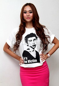 Aura kembali terlihat cantik. Gusmun/detikFoto.