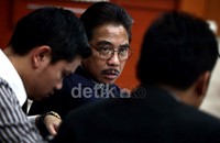 Ketidakhadiran Raffi disesalkan oleh Hotma Sitompoel. Ia menilai ketidakhadiran Raffi sebagai kelalaian BNN.