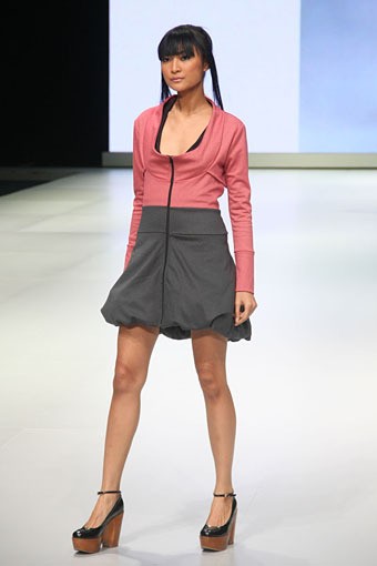 Jakarta, Indonesia - 15 Februari. Camilla Wellton Eco Couture. Indonesia Fashion Week 2013 at Jakarta Convention Center. 15 Februari 2013. Senayan. Jakarta. [Foto: Mohammad Abduh/Wolipop]