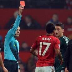Kartu Merah yang Mengubah Jalannya Pertandingan