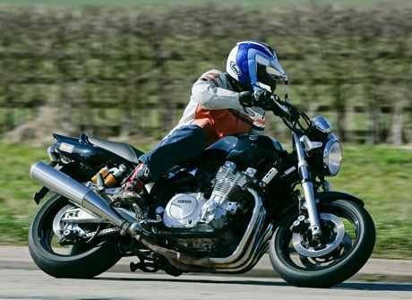 10 Naked Bike Tercepat