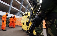 Pengamanan VVIP dari ancaman bom, terorisme, penggunaan bahan kimia dan nuklir dengan metode Latihan Drill Teknis.