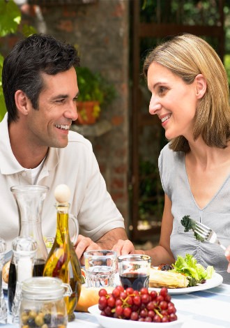 Makan Malam Romantis Juga Bisa Dilakukan di Rumah!