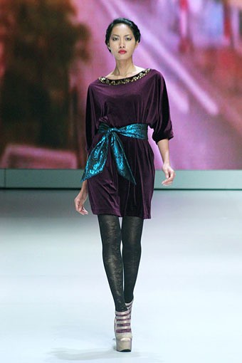 Jakarta, Indonesia - 16 Februari. Hengki Kawilarang Urban Senja. Indonesia Fashion Week 2013 at Jakarta Convention Center. 16 Februari 2013. Senayan. Jakarta. [Foto: Mohammad Abduh/Wolipop]