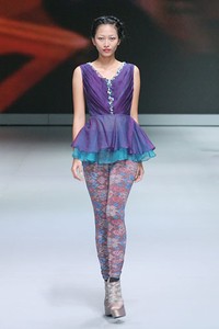 Jakarta, Indonesia - 16 Februari. Hengki Kawilarang Urban Senja. Indonesia Fashion Week 2013 at Jakarta Convention Center. 16 Februari 2013. Senayan. Jakarta. [Foto: Mohammad Abduh/Wolipop]