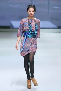 Jakarta, Indonesia - 16 Februari. Hengki Kawilarang Urban Senja. Indonesia Fashion Week 2013 at Jakarta Convention Center. 16 Februari 2013. Senayan. Jakarta. [Foto: Mohammad Abduh/Wolipop]