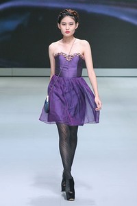 Jakarta, Indonesia - 16 Februari. Hengki Kawilarang Urban Senja. Indonesia Fashion Week 2013 at Jakarta Convention Center. 16 Februari 2013. Senayan. Jakarta. [Foto: Mohammad Abduh/Wolipop]