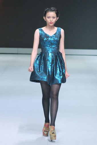 Jakarta, Indonesia - 16 Februari. Hengki Kawilarang Urban Senja. Indonesia Fashion Week 2013 at Jakarta Convention Center. 16 Februari 2013. Senayan. Jakarta. [Foto: Mohammad Abduh/Wolipop]