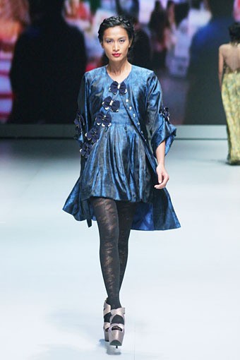 Jakarta, Indonesia - 16 Februari. Hengki Kawilarang Urban Senja. Indonesia Fashion Week 2013 at Jakarta Convention Center. 16 Februari 2013. Senayan. Jakarta. [Foto: Mohammad Abduh/Wolipop]