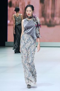 Jakarta, Indonesia - 16 Februari. Hengki Kawilarang Urban Senja. Indonesia Fashion Week 2013 at Jakarta Convention Center. 16 Februari 2013. Senayan. Jakarta. [Foto: Mohammad Abduh/Wolipop]