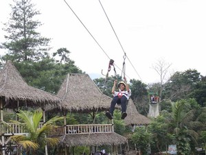 Wisata Uji Nyali & Basah-basahan di Taman Matahari, Bogor