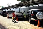 KPK Sita Empat Mobil Mewah Ahmad Fathanah