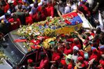 Peti Jenazah Hugo Chavez Diarak