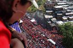 Peti Jenazah Hugo Chavez Diarak
