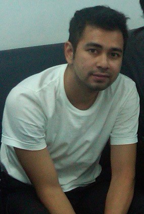 Sstt...Ternyata Sang Paman yang Minta Raffi Ahmad Direhabilitasi