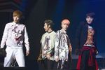 Aksi Enerjik Teen Top di Showcase No. 1