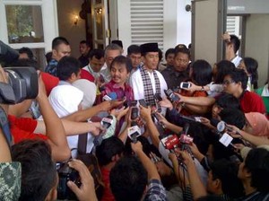Ini Saran Jokowi ke Menpora Roy Suryo untuk Kongres PSSI