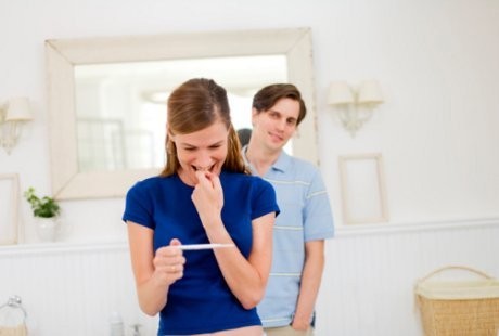 Mitos-mitos Seputar Seks dan Kehamilan yang Masih Dipercaya