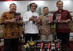 Bedah Buku Pilpres Abal-abal Republik Amburadul