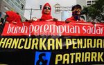 Aksi Buruh Perempuan di Bundaran HI
