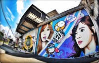 Eric mengerjakan sendiri graffiti Taeyeonnya. (dok Eric Christian).