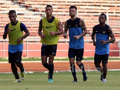 Timnas Berlatih Diiringi Musik K-Pop