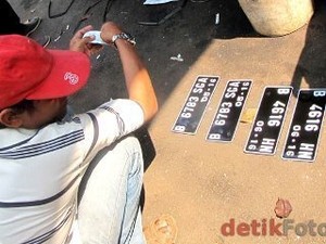 Penukaran Nopol Ganjil-Genap di Polda Didominasi Mobil