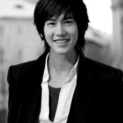 Kyuhyun Joget SISTAR di Music Bank Jakarta