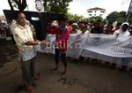 Boneka Anas Diserahkan ke Bonbin Ragunan