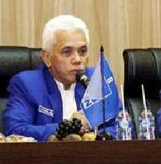 Hatta Rajasa Ingatkan Caleg PAN Tak Saling Sikut