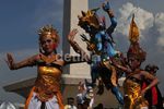 Pawai Ogoh-ogoh di Monas Berlangsung Meriah