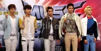 Gaya khas SHINee. (Annisa/detikHOT)