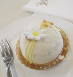 Menghirup Teh dengan Suasana Prancis di Antoinette