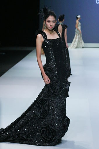 Jakarta, Indonesia - 16 Februari. Indische by Riri Rengganis. Indonesia Fashion Week 2013 at Jakarta Convention Center. 16 Februari 2013. Senayan. Jakarta. [Foto: Mohammad Abduh/Wolipop]