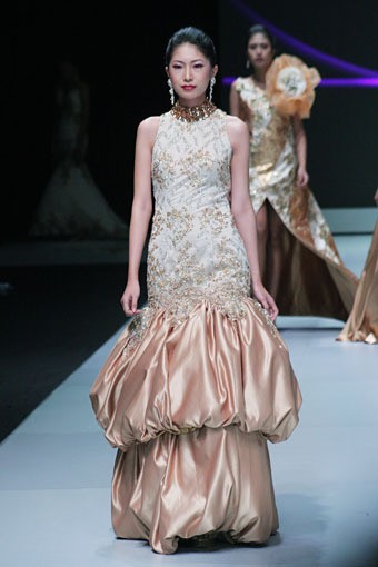 Jakarta, Indonesia - 16 Februari. Indische by Riri Rengganis. Indonesia Fashion Week 2013 at Jakarta Convention Center. 16 Februari 2013. Senayan. Jakarta. [Foto: Mohammad Abduh/Wolipop]