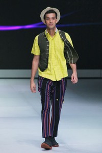 Jakarta, Indonesia - 16 Februari. Ai Syarief Individualism. Indonesia Fashion Week 2013 at Jakarta Convention Center. 16 Februari 2013. Senayan. Jakarta. [Foto: Mohammad Abduh/Wolipop]
