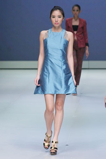 Jakarta, Indonesia - 16 Februari. Martha Ellen Introducing a New Line in Ikat. Indonesia Fashion Week 2013 at Jakarta Convention Center. 16 Februari 2013. Senayan. Jakarta. [Foto: Mohammad Abduh/Wolipop]