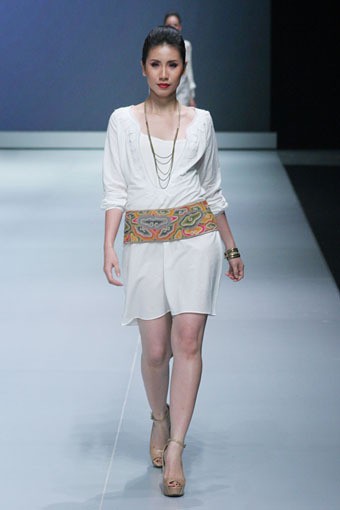 Jakarta, Indonesia - 16 Februari. Indische by Riri Rengganis. Indonesia Fashion Week 2013 at Jakarta Convention Center. 16 Februari 2013. Senayan. Jakarta. [Foto: Mohammad Abduh/Wolipop]