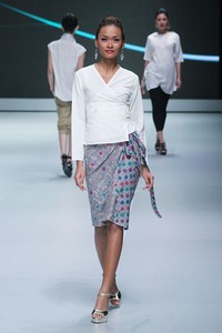 Jakarta, Indonesia - 16 Februari. Indische by Riri Rengganis. Indonesia Fashion Week 2013 at Jakarta Convention Center. 16 Februari 2013. Senayan. Jakarta. [Foto: Mohammad Abduh/Wolipop]