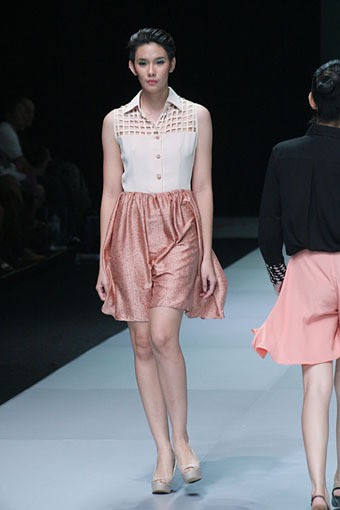 Jakarta, Indonesia - 16 Februari. Tertia Enda Forbidden. Indonesia Fashion Week 2013 at Jakarta Convention Center. 16 Februari 2013. Senayan. Jakarta. [Foto: Mohammad Abduh/Wolipop]