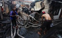 Dalam kejadian ini satu orang meninggal dunia akibat tersengat listrik. Korban adalah Ketua RT 004/005 Didy (45).