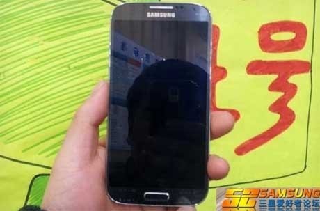 Isu Lengkap Seputar Samsung Galaxy S IV