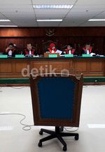Neneng Sakit, Tipikor Memvonis Kursi Kosong