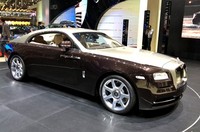 Rolls-Royce pun mengklaim kalau mobil ini hanya untuk pria sejati. Wraith merupakan Rolls-Royce paling bertenaga dan dinamis di sepanjang perjalanan sejarah Rolls-Royce. (dok Geneva Motor Show).